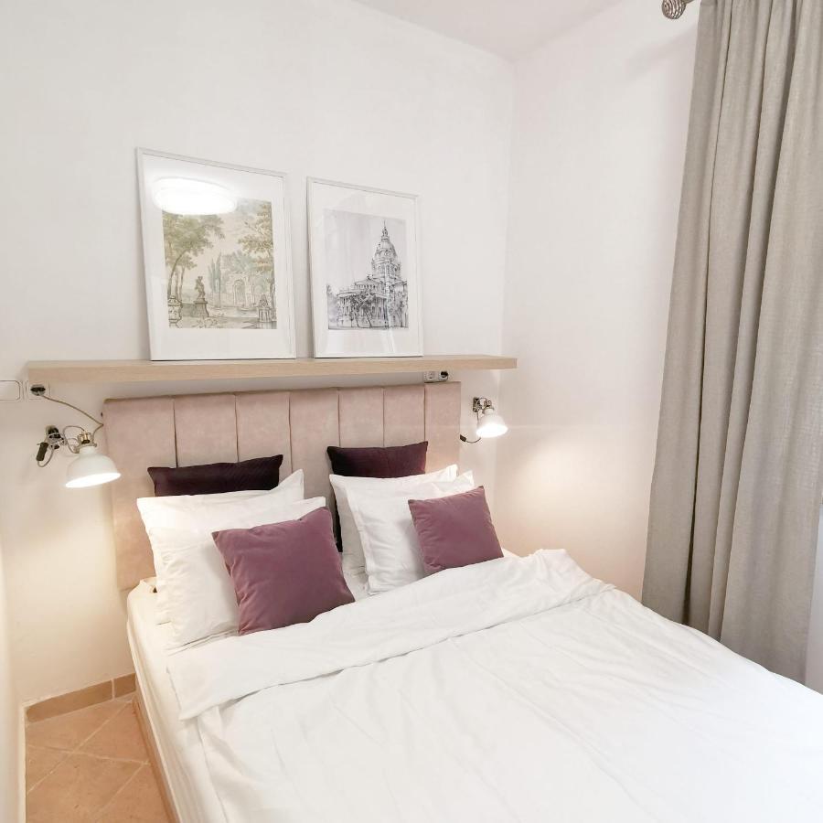 Hillside With Ac & Heating In Grande Maison Appartement