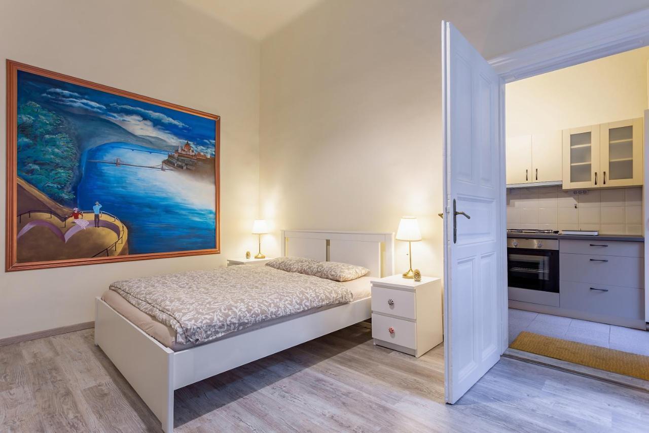 Goldcentral Apartamento