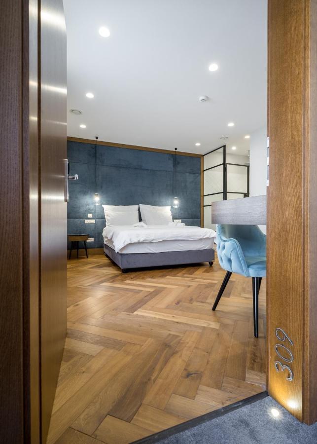 Hotel Eye- Boutique Suites, By Bqa