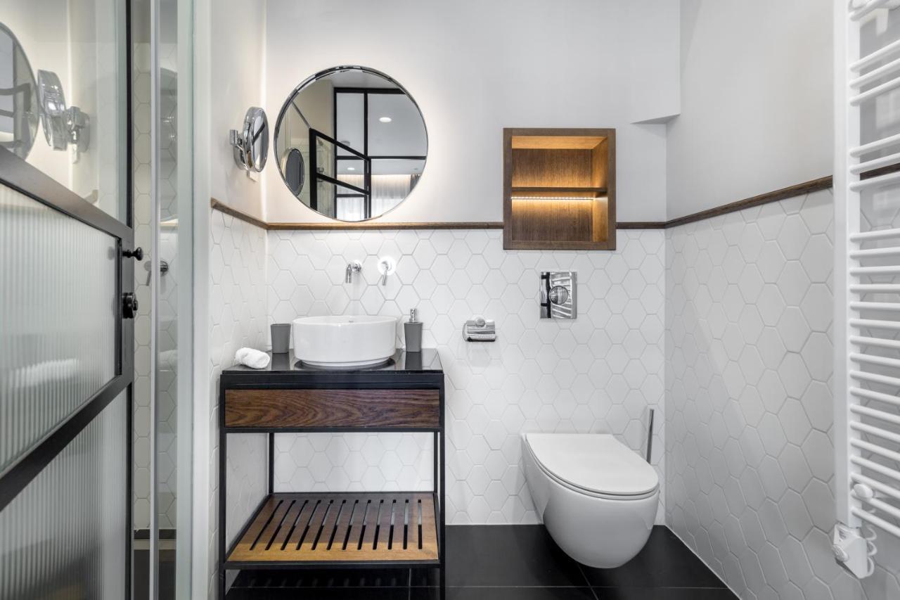 Hotel Eye- Boutique Suites, By Bqa