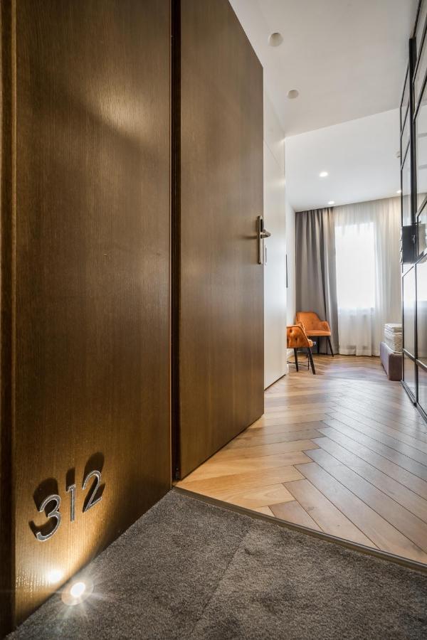 Eye- Boutique Suites, By Bqa 3* Budapest