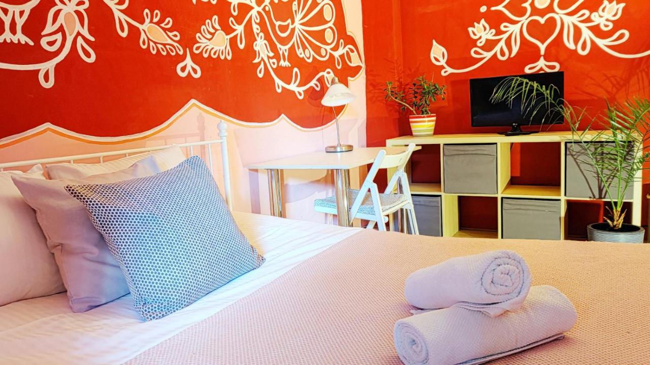 Shantee House Hostal *