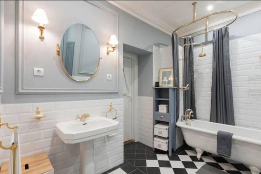 Luxury Art Deco Close To Museum Of Fine Arts Apartment Budapest