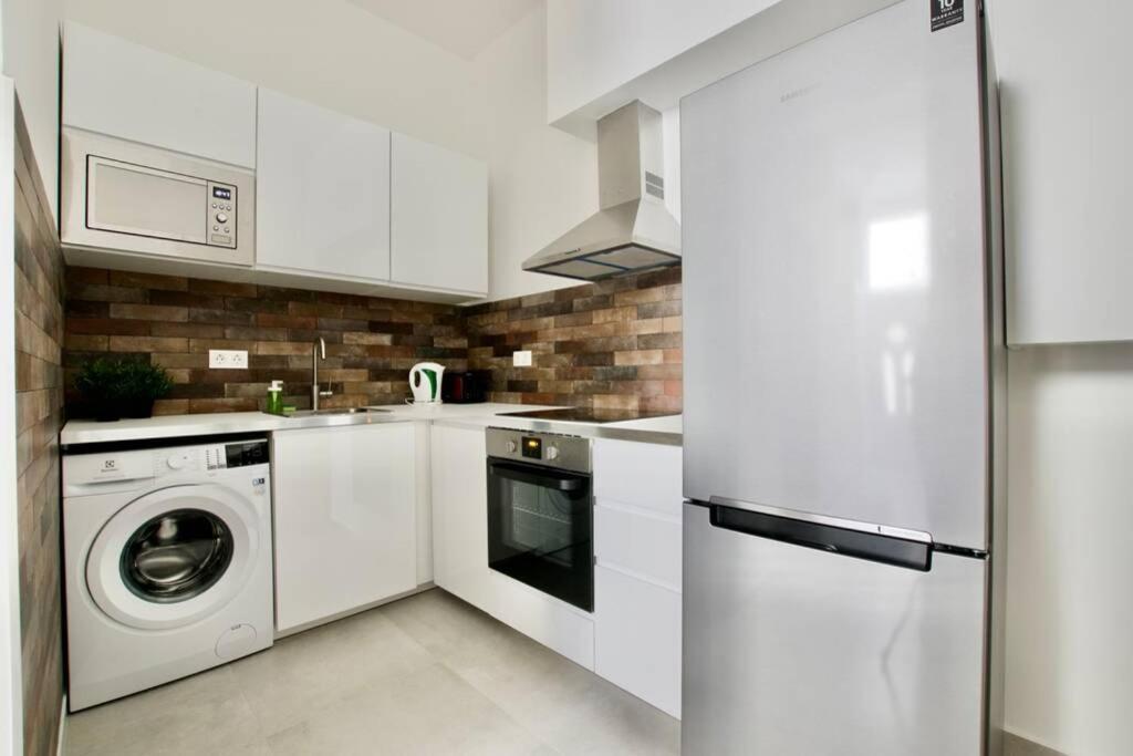 Premium By Hi5 - 3 Bedroom Apartment Budapest