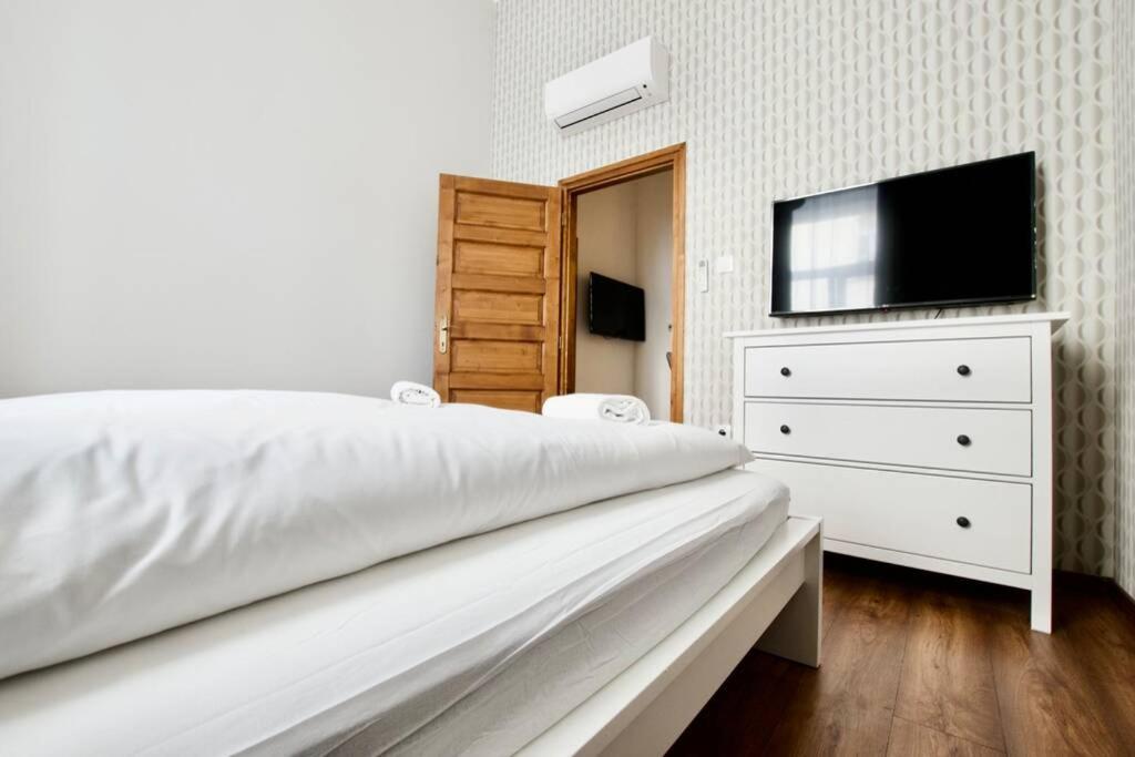 Premium By Hi5 - 3 Bedroom Apartment *