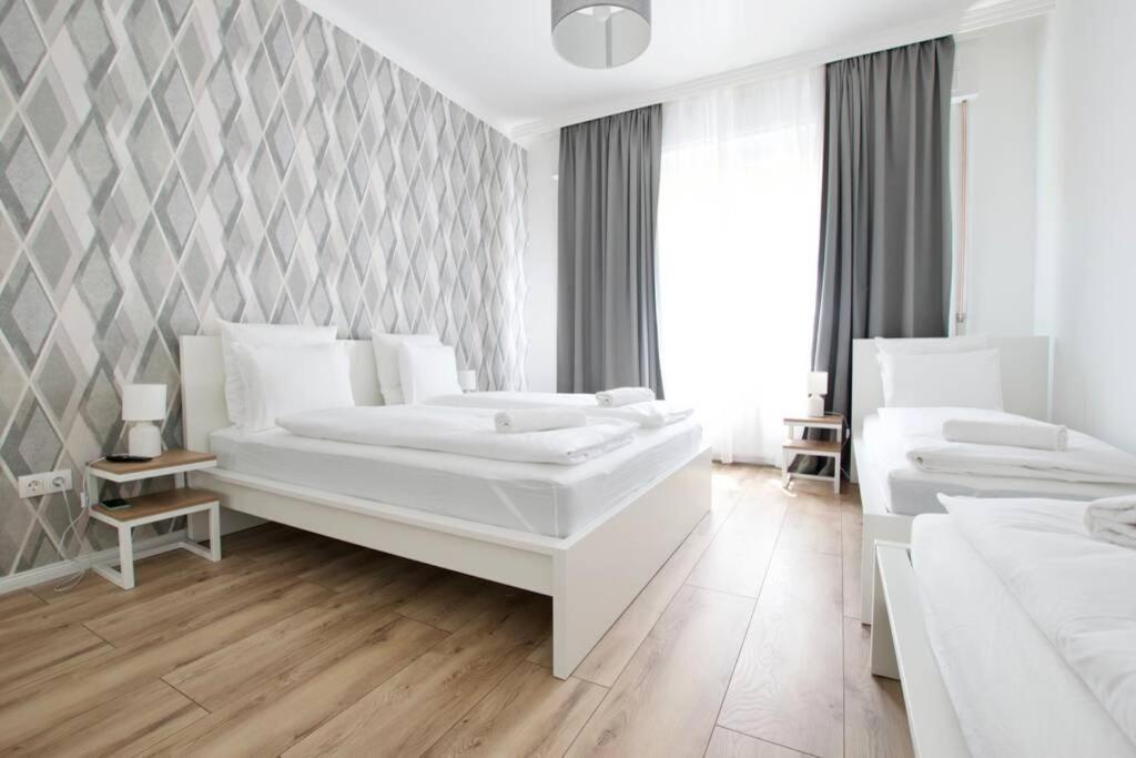 Premium By Hi5-vaci Str. 3 Bedroom Apartmán