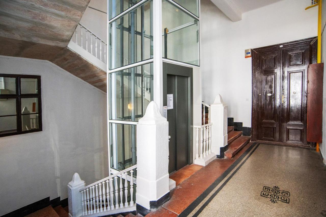 Charming Flat Close To Danube And 4-seasons * Budapest