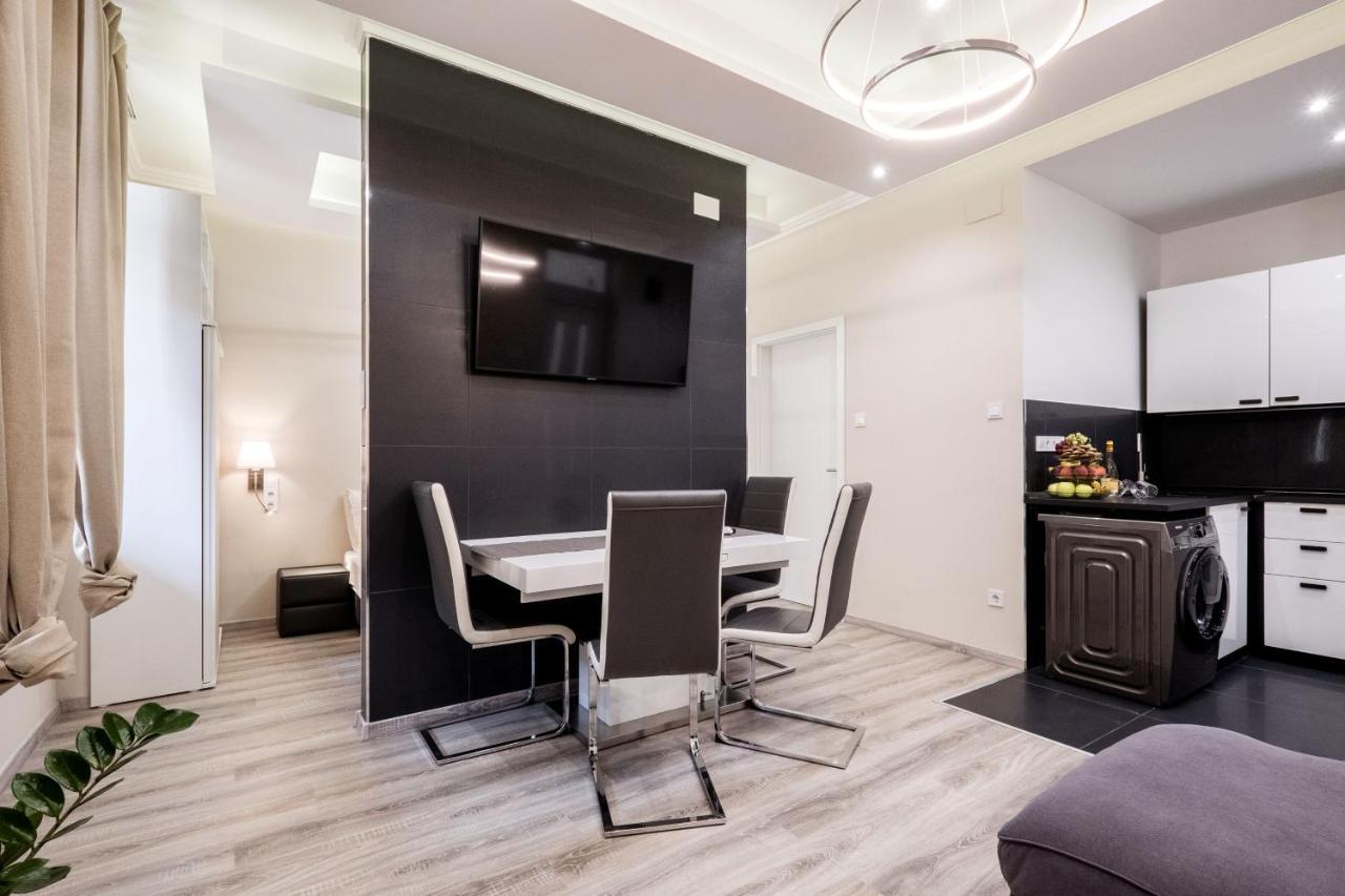 Prime Star Deak Ter Modern Luxury Apartahotel