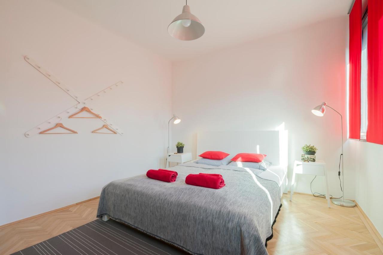 New Design By Gozsdu Court Apartment