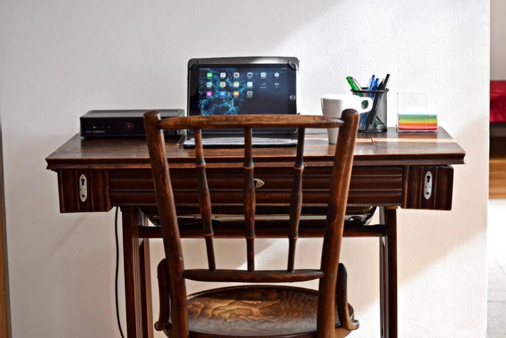 Appartement In Historical Building With Free Private Parking Boedapest