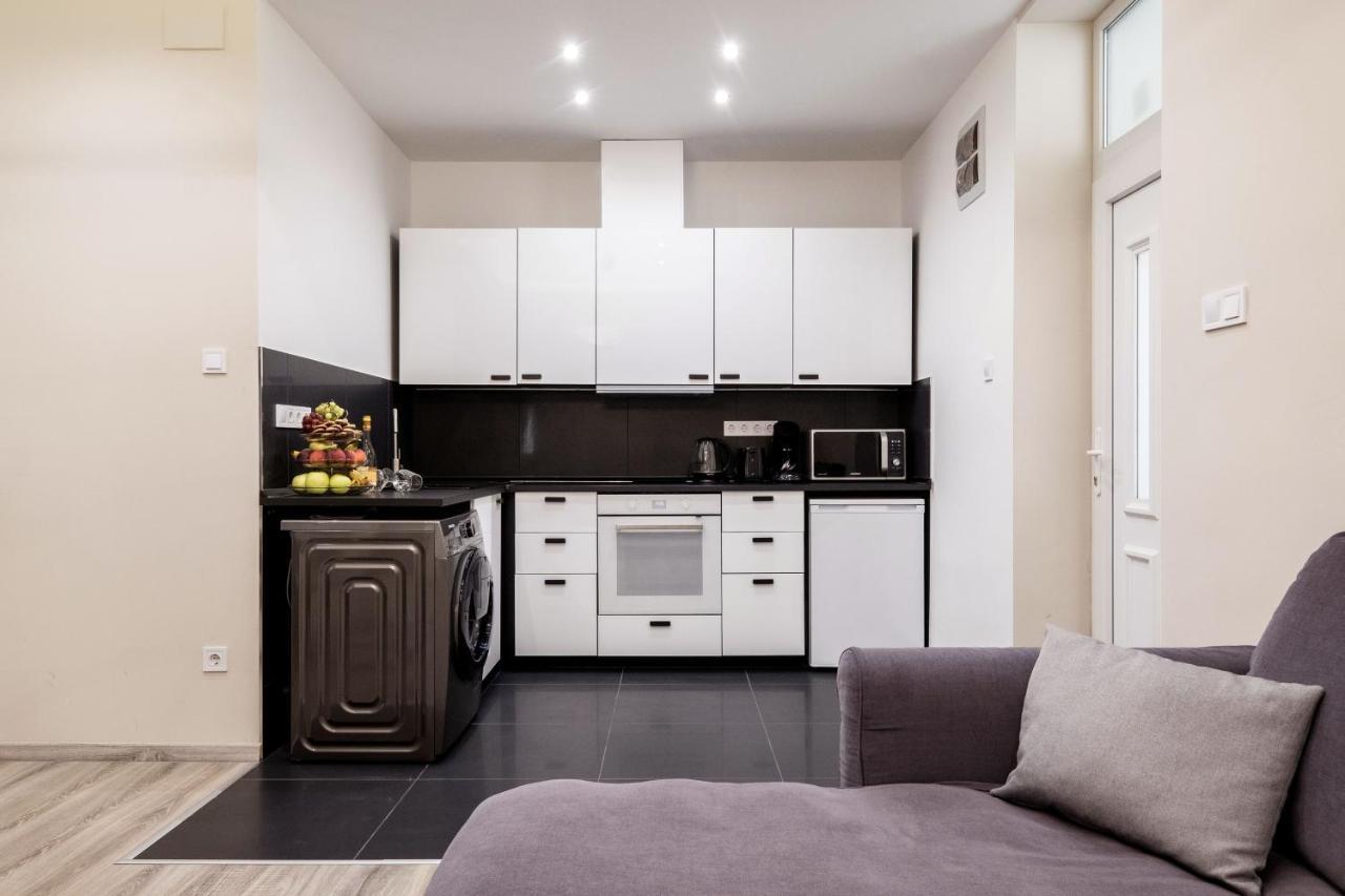Prime Star Deak Ter Modern Luxury Apartahotel *