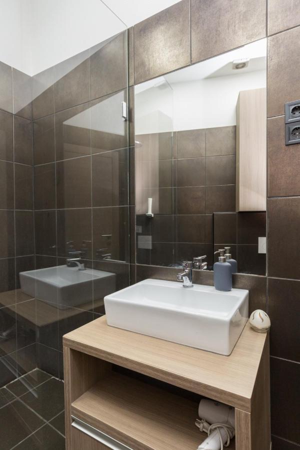 E14 Design Auberge de jeunesse *