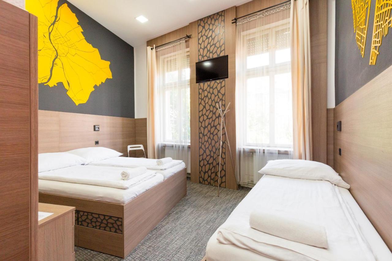 Hostel E14 Design *