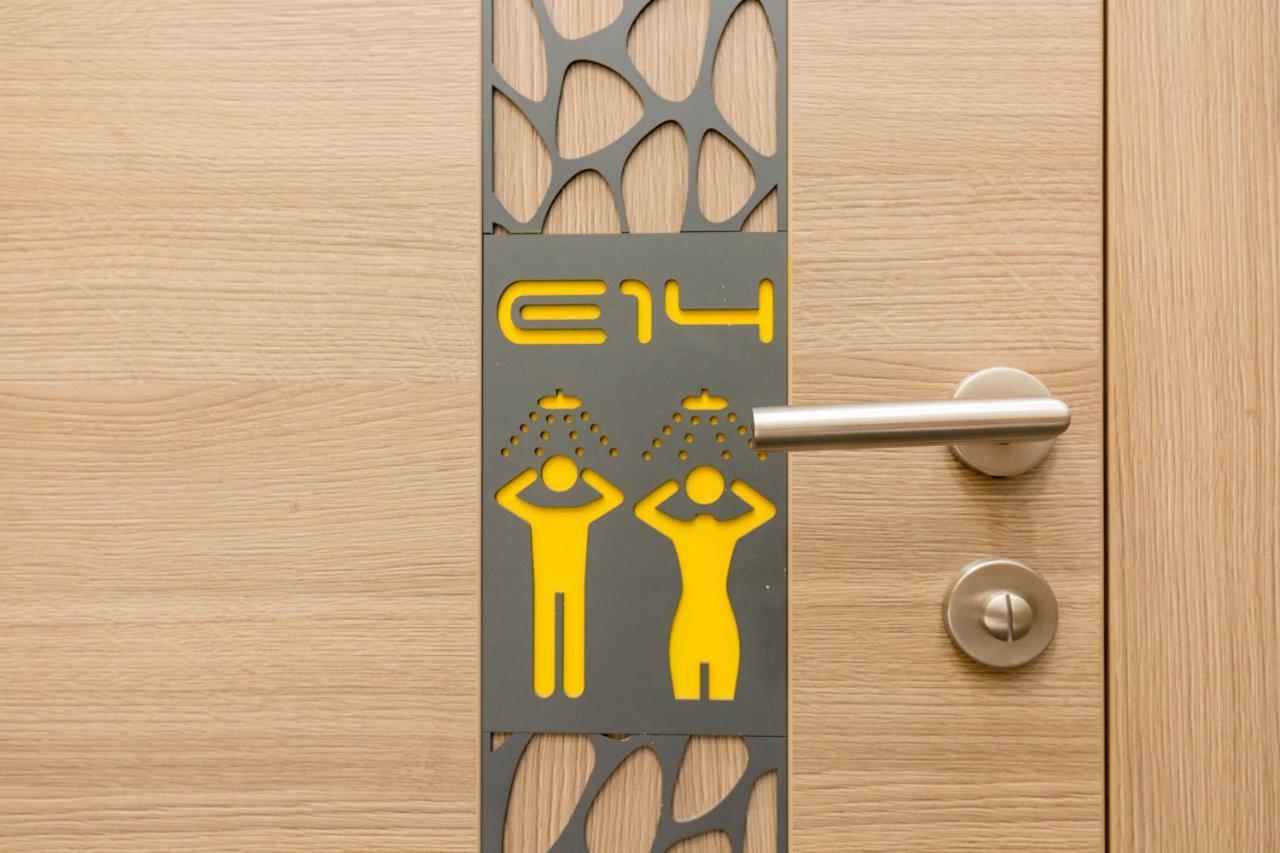 Hostel E14 Design