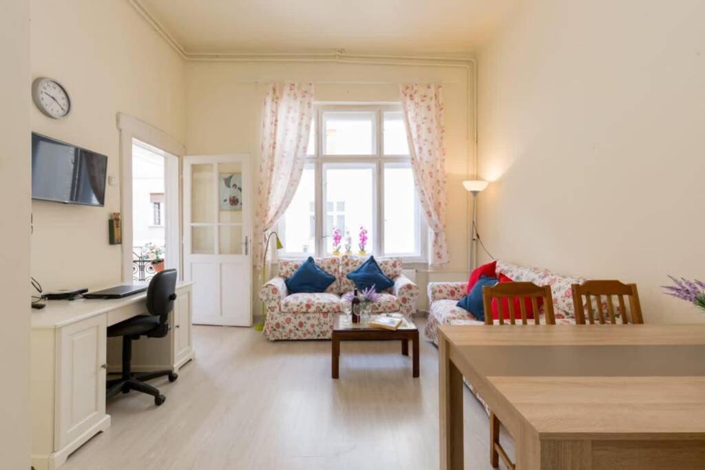 Apartment Danube Residence Apartment