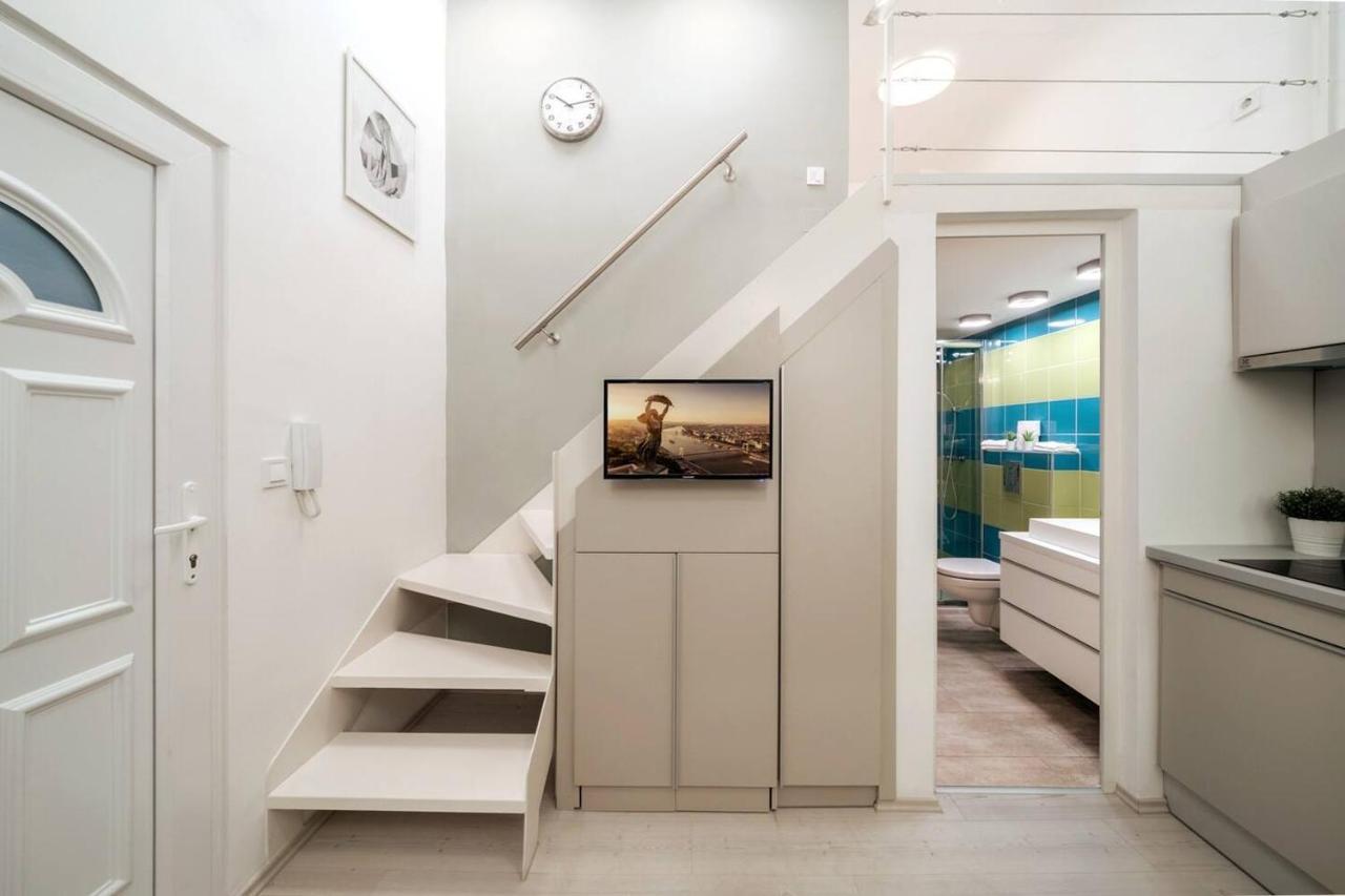 Bpr Virgo Apartament *