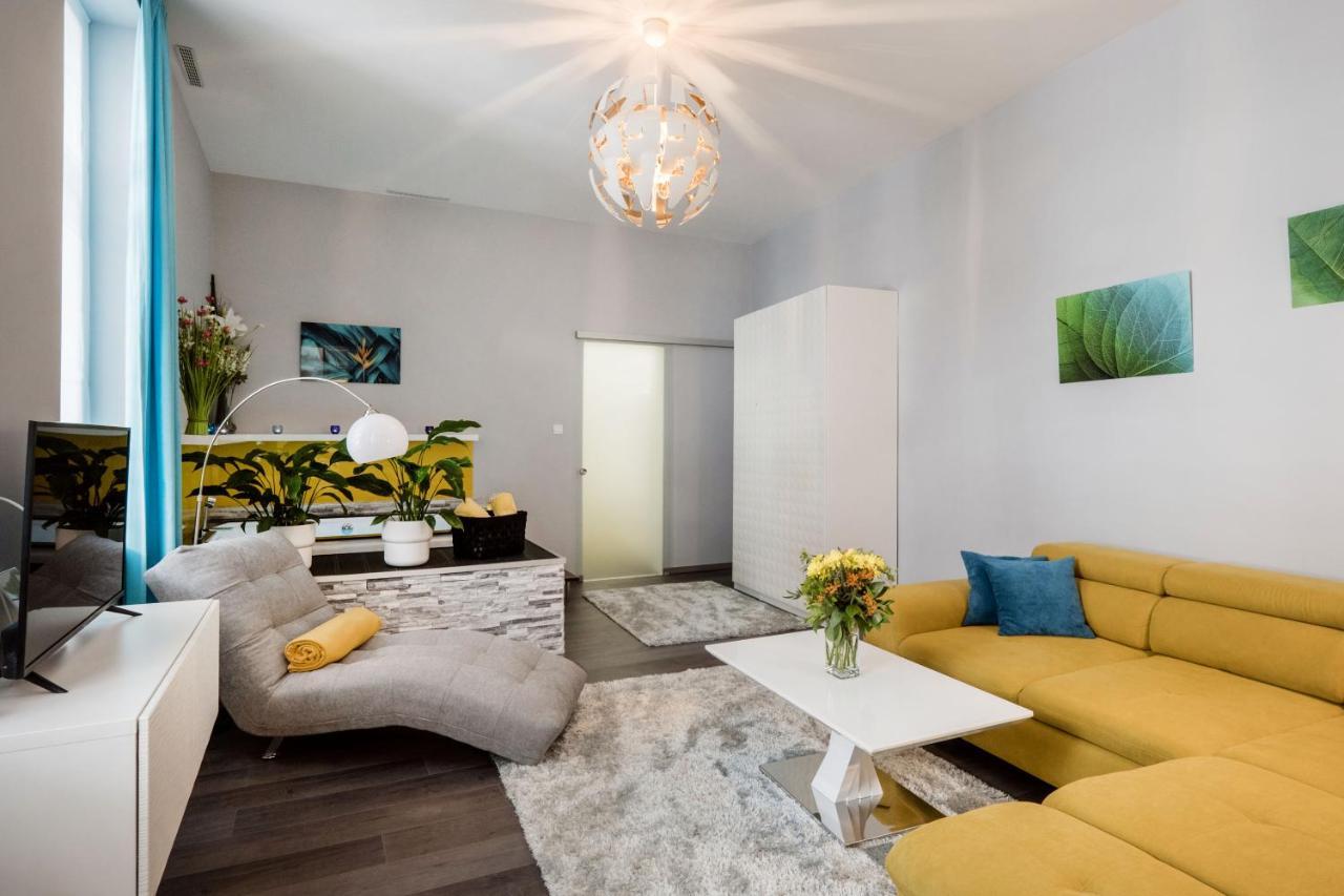 Apartment Downtown Luxury Jacuzzi *