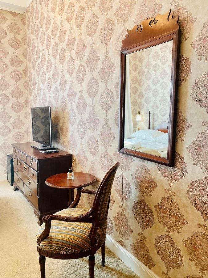Opera16 Guestrooms Gasthof *