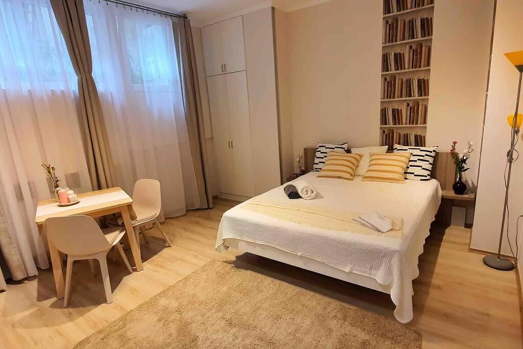 Flat In The Center Of Appartement *