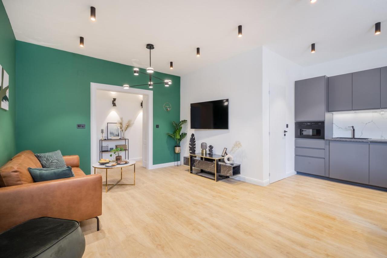 Apartment Tilia Luxury - 3 Bedrooms With Ac Budapest