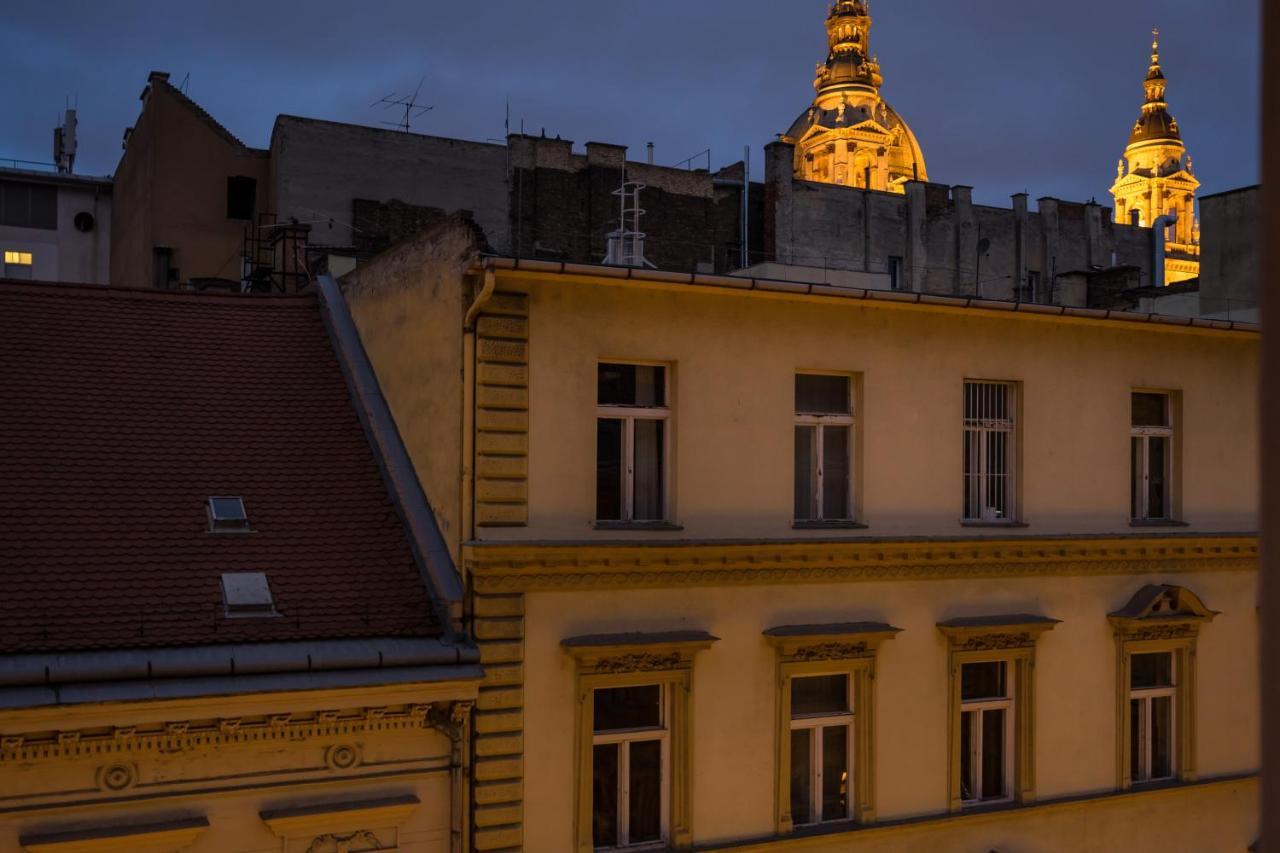 Apartment Basilika View Imperial -sas Street -need Reservation For Free Parking Budapest