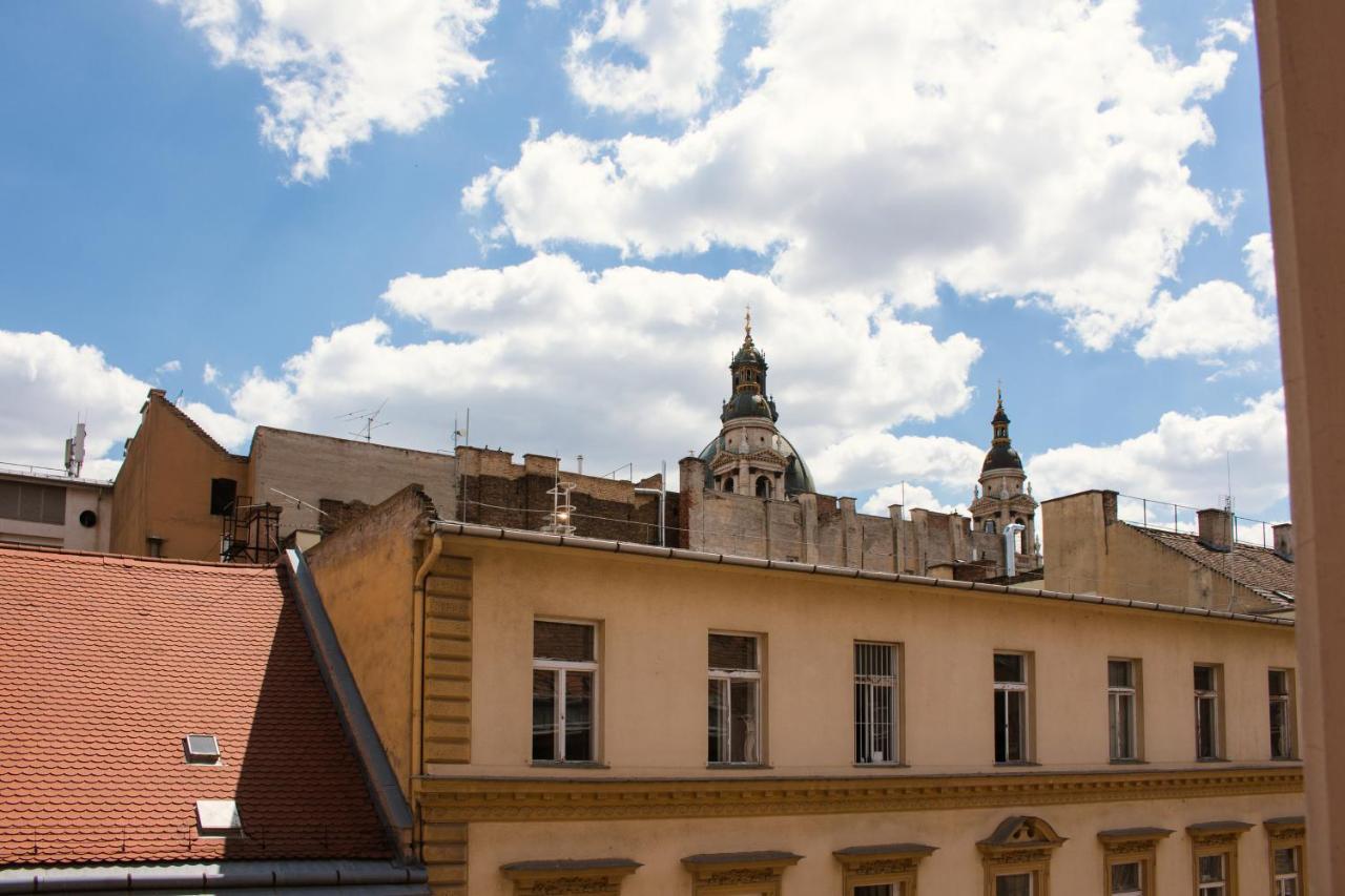 Basilika View Imperial -sas Street -need Reservation For Free Parking Budapest