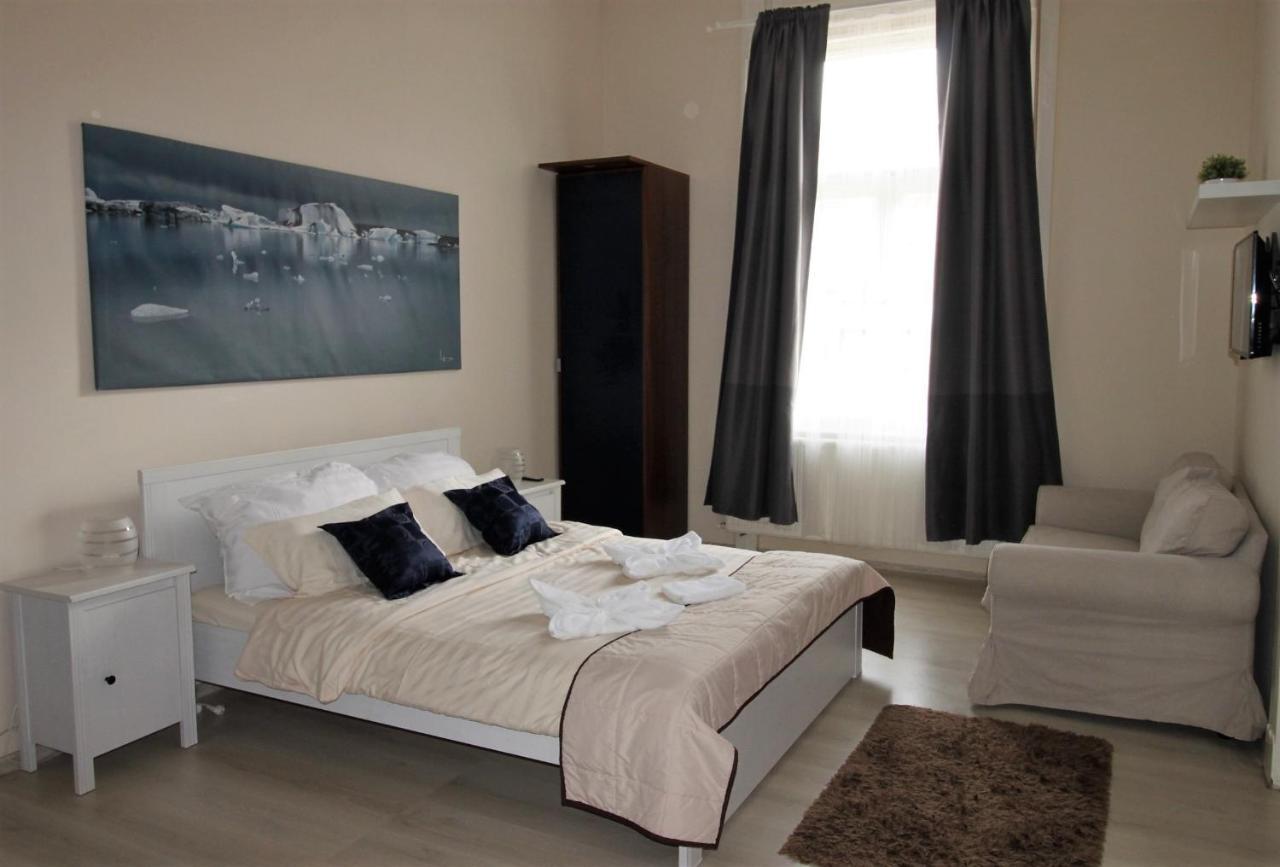 Lägenhet Budapesteasyflat Wesselenyi Budapest