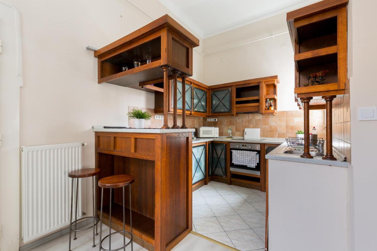 Budapesteasyflat Wesselenyi Lägenhet