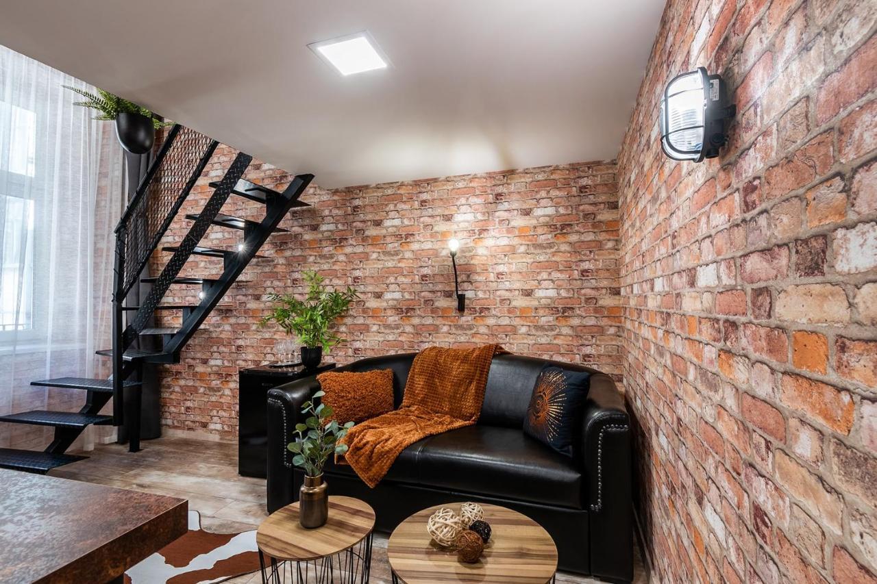 Very Stylish And Central Ac Budapest