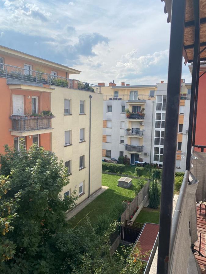 Barbara's Appartamento Budapest