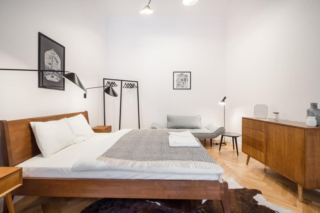 Apartamento Bpr Scandi - Designer At Király Street With Ac