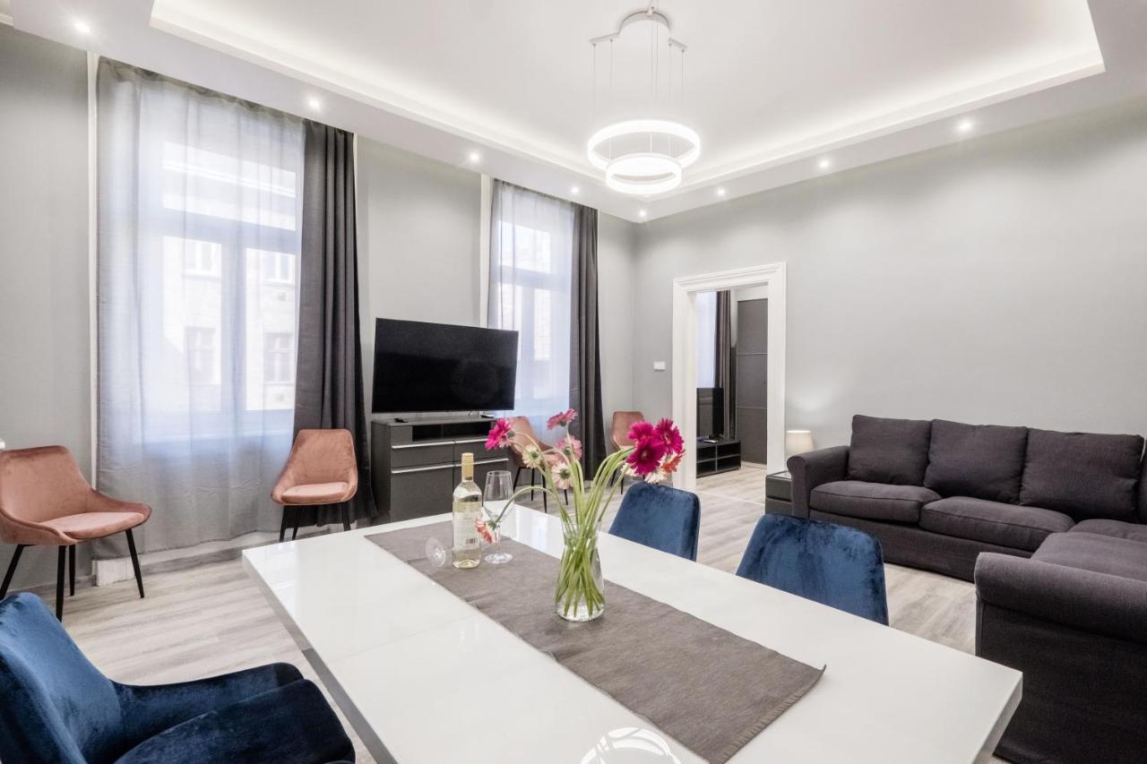 Prime Star Deak Ter Modern Luxury Budapest
