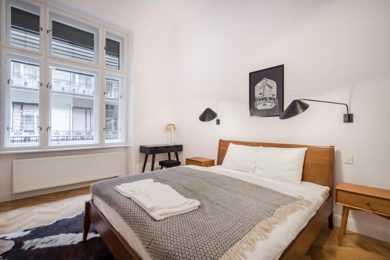 Bpr Scandi - Designer At Király Street With Ac Apartamento Budapest