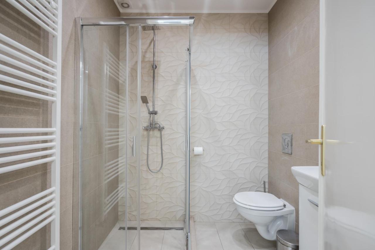 Apartment Bpr Ethereal Panoramic With A/c & Balcony Budapest