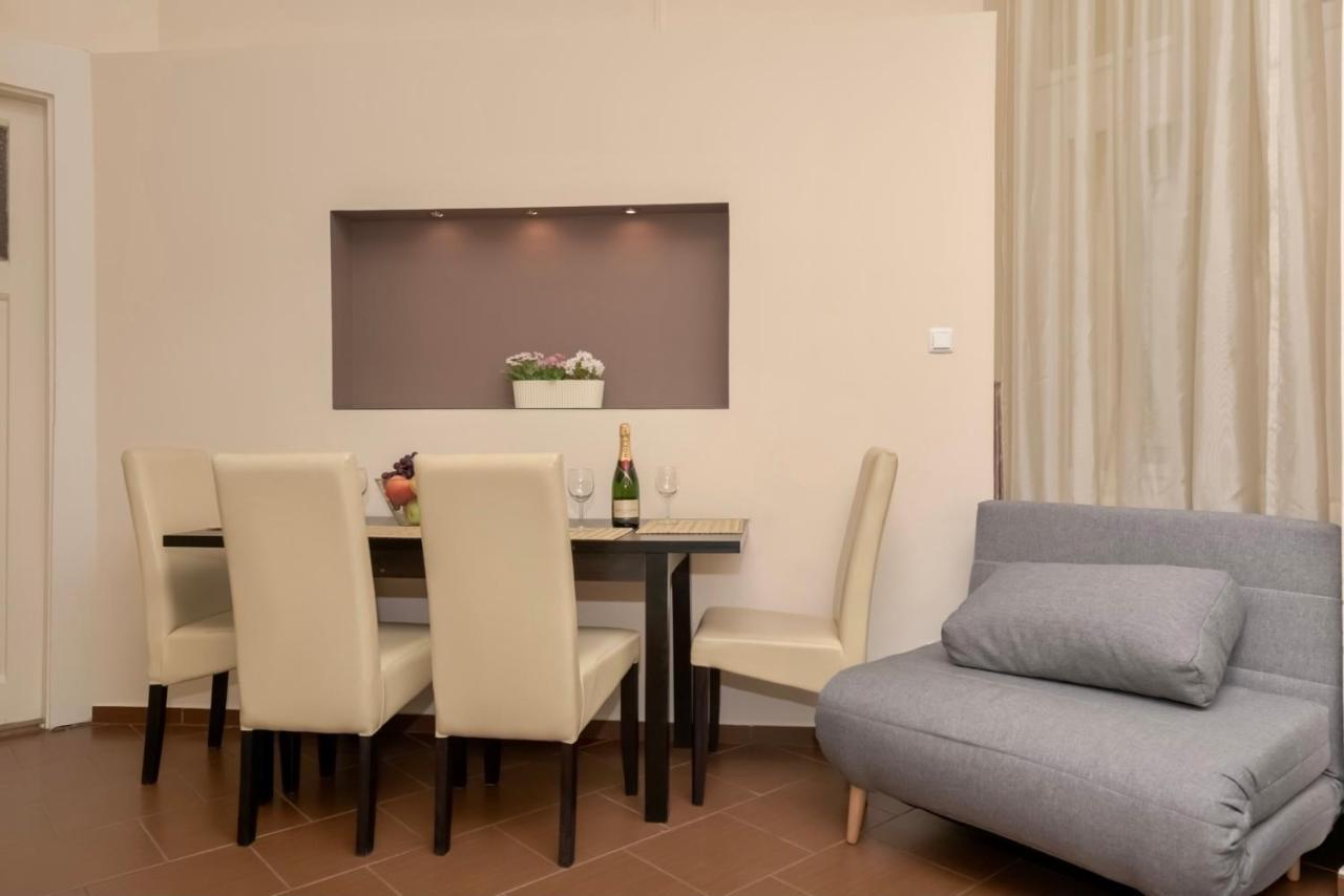 Corvina With Free Private Parking *