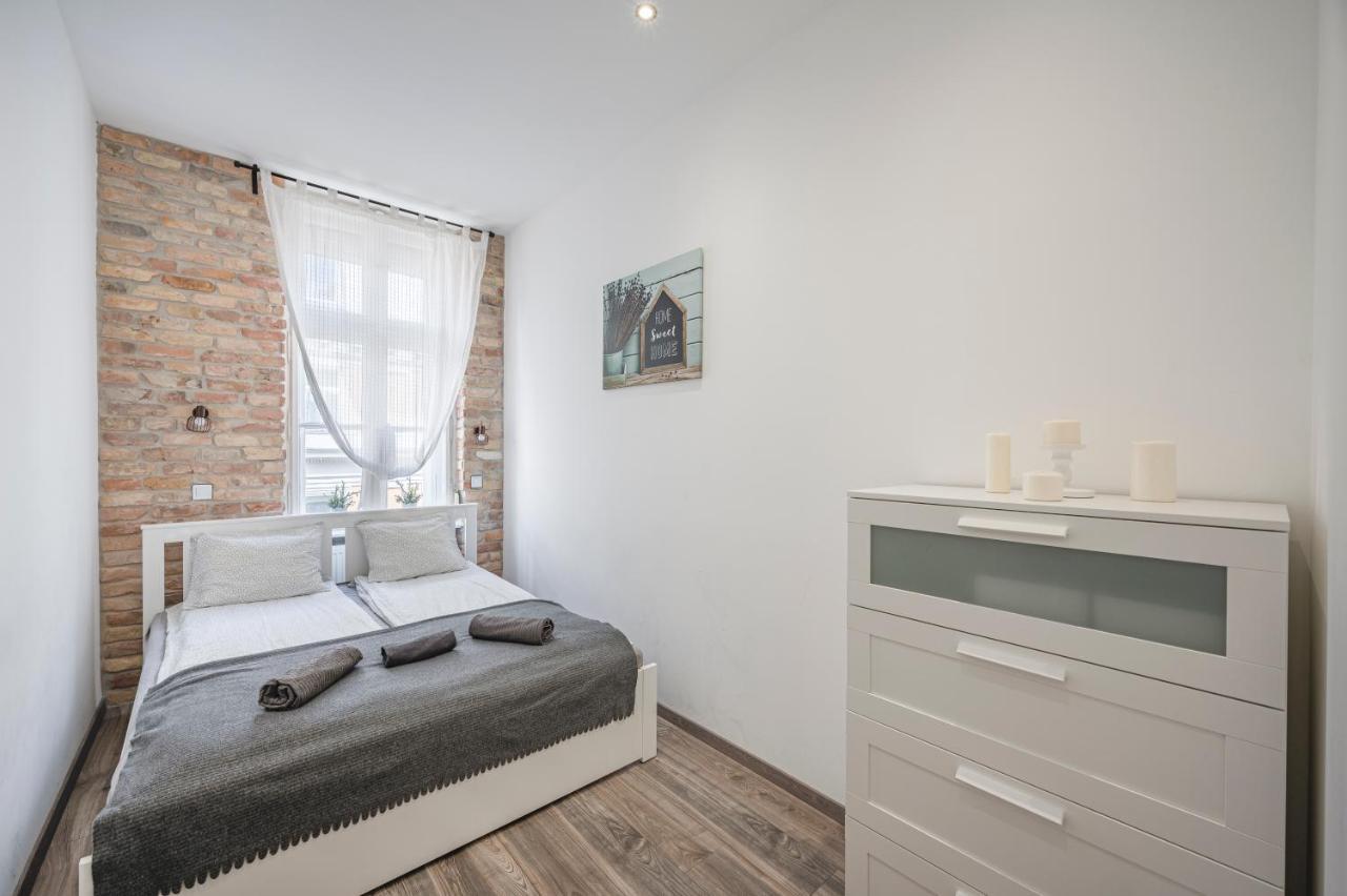 Design W Ac On Ring Road By Newave Apartmán