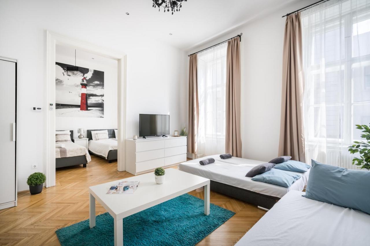 Real Vadász * Budapest