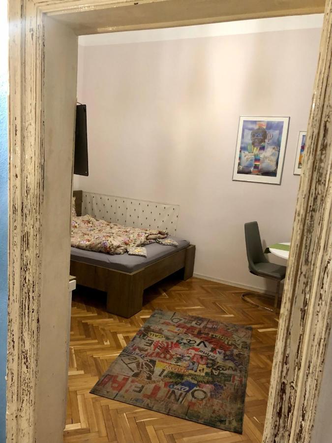 Jewelry Box In * Budapest
