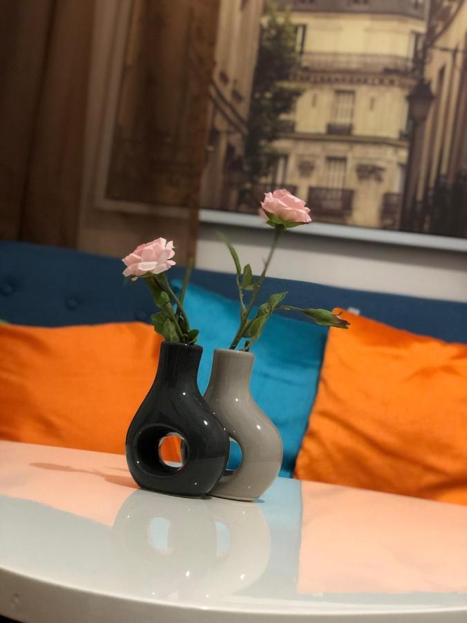 Jewelry Box In Apartamento Budapest