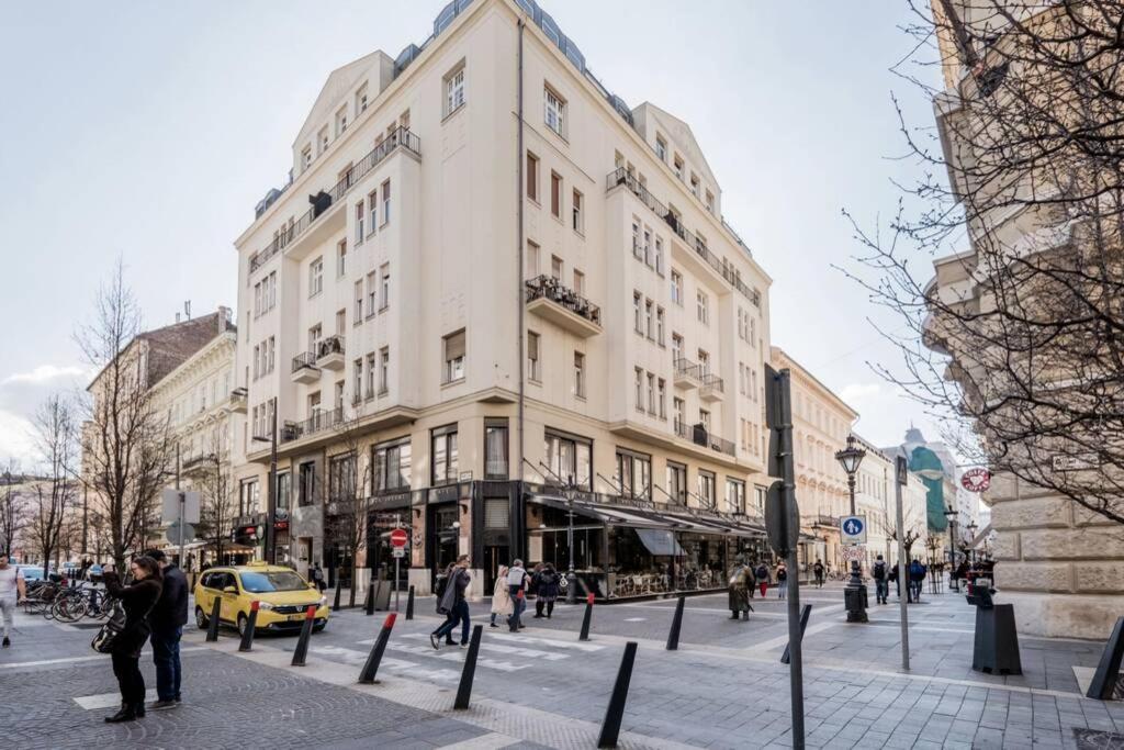 Oktober 6/8 Lejlighed Budapest