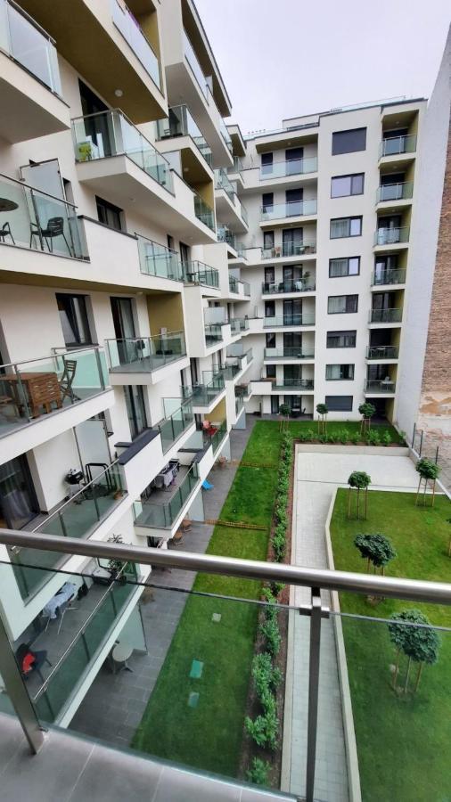 Bpr Space Grey With Balcony * Budapest