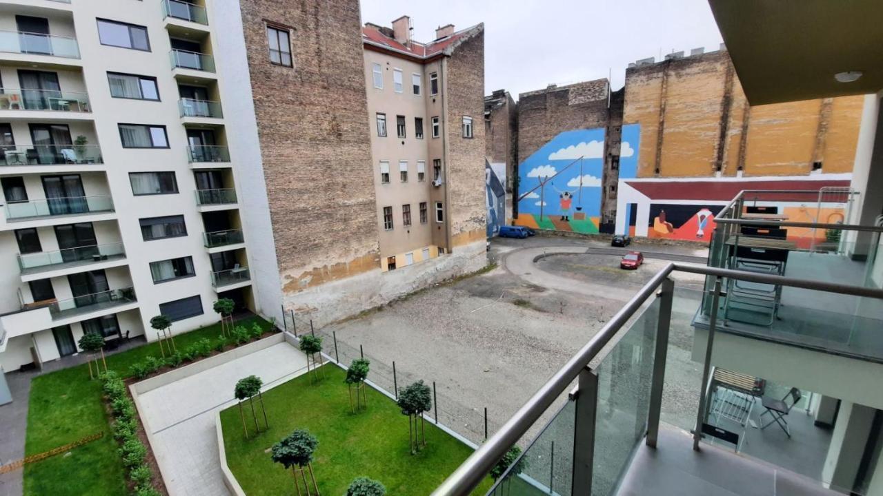 Apartment Bpr Space Grey With Balcony Budapest