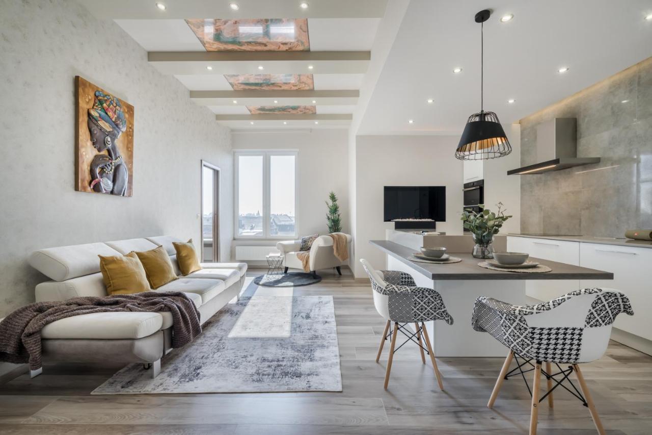 Bpr Splendid Rooftop With A/c Apartament *