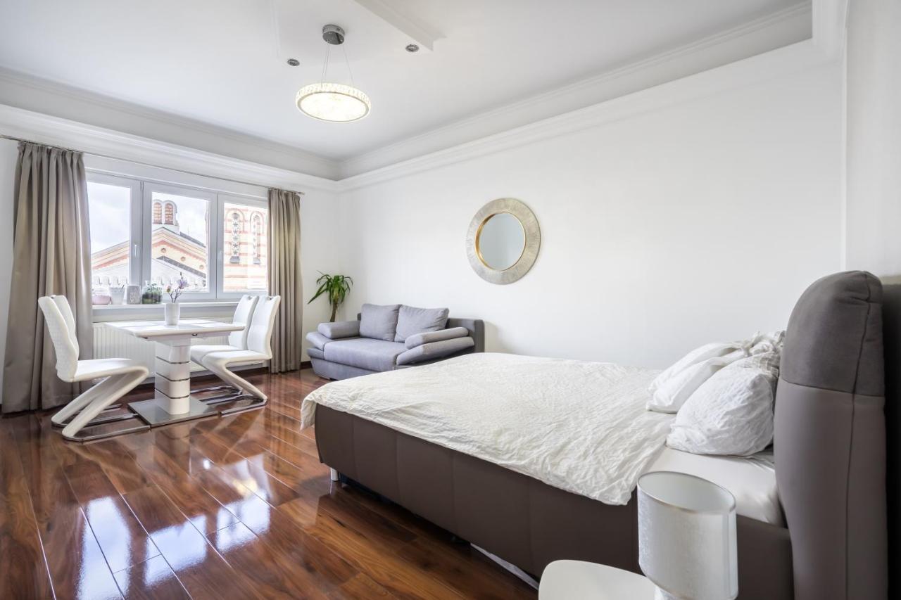 Breathless Panorama Synagogue Elegant Attic Free Parking Reservation Needed Apartmán