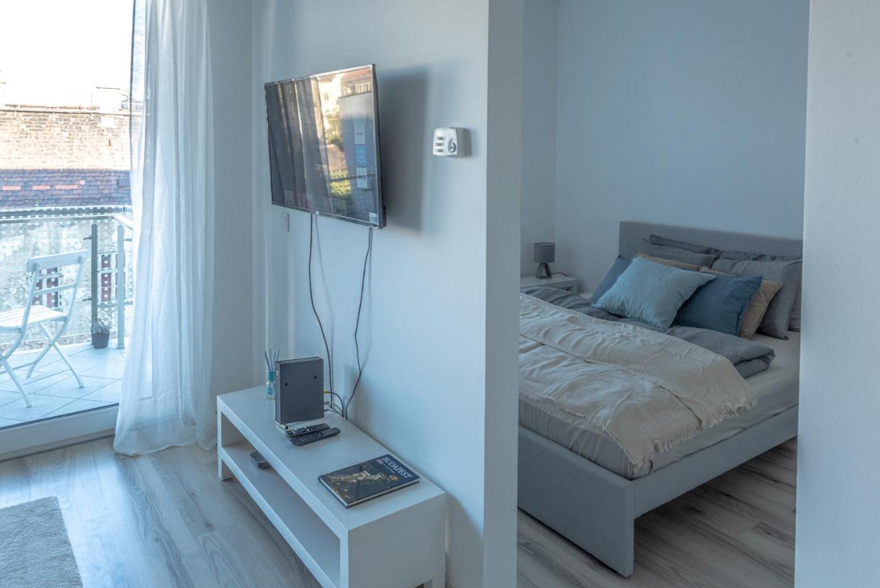 Dob36 With Free Private Parking And Balcony Apartamento Budapest