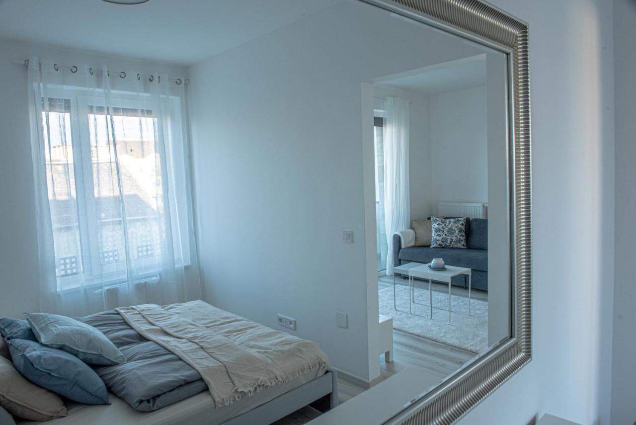 Dob36 With Free Private Parking And Balcony Apartamento
