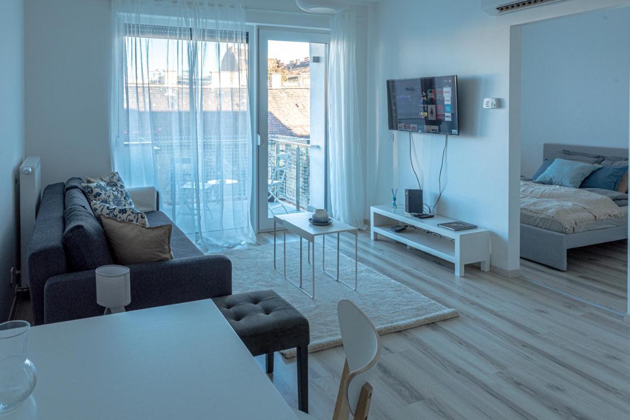 Dob36 With Free Private Parking And Balcony * Budapest