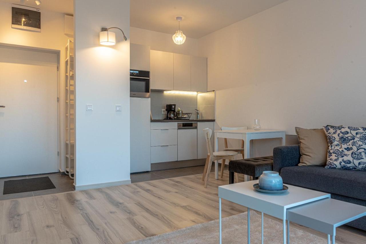 Dob36 With Free Private Parking And Balcony Apartamento