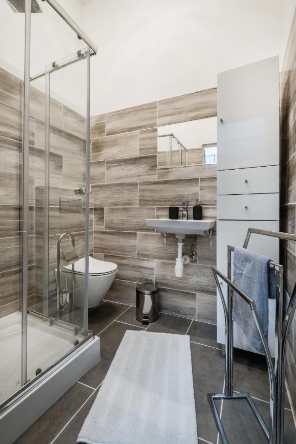 Appartement Jacuzzi And Privacy With 2 Balconies And Free Garage