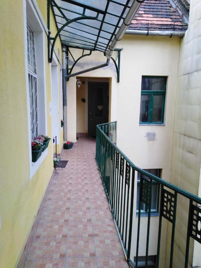 Dfive New Stylish Lux At The Centre Appartement Budapest